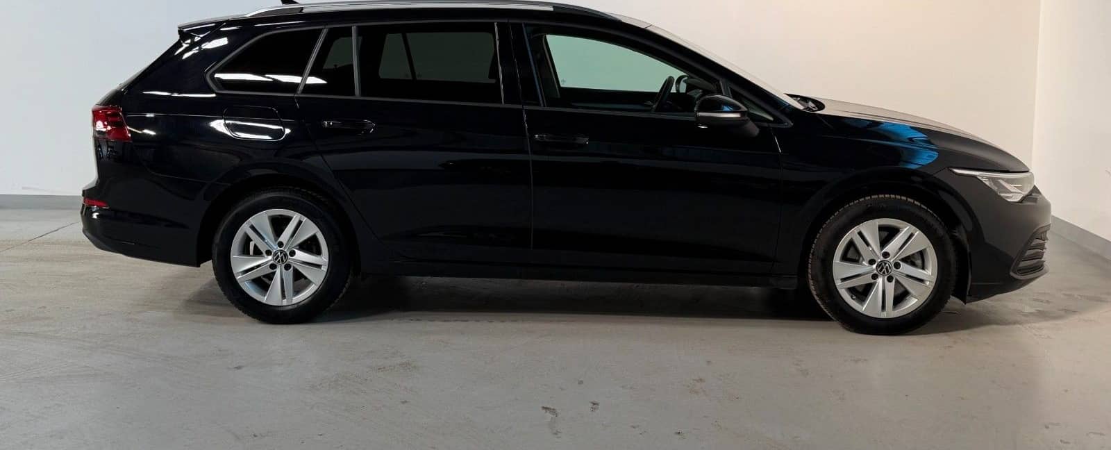 Volkswagen Golf VIII 2.0TDI DSG Var. Life ACC*LANE*KAM*AHK foto 7