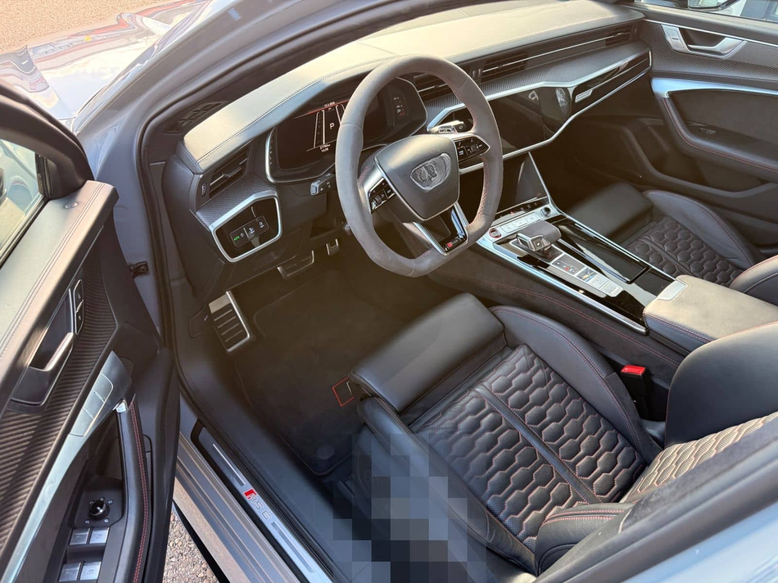 Audi RS6 Avant quattro/22"/Matrix/B&O/PANO/Carbon/360 foto 11