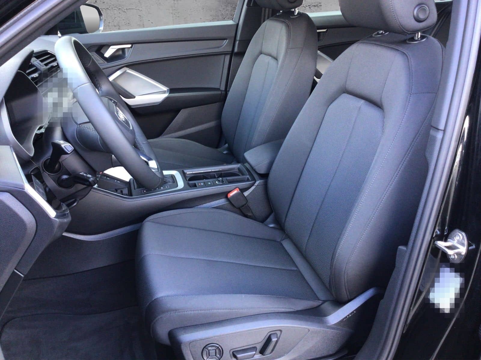 Audi Q3 adv. 35TFSI S-tronic VORB.AHK/SHZ/NAV/RFK foto 7