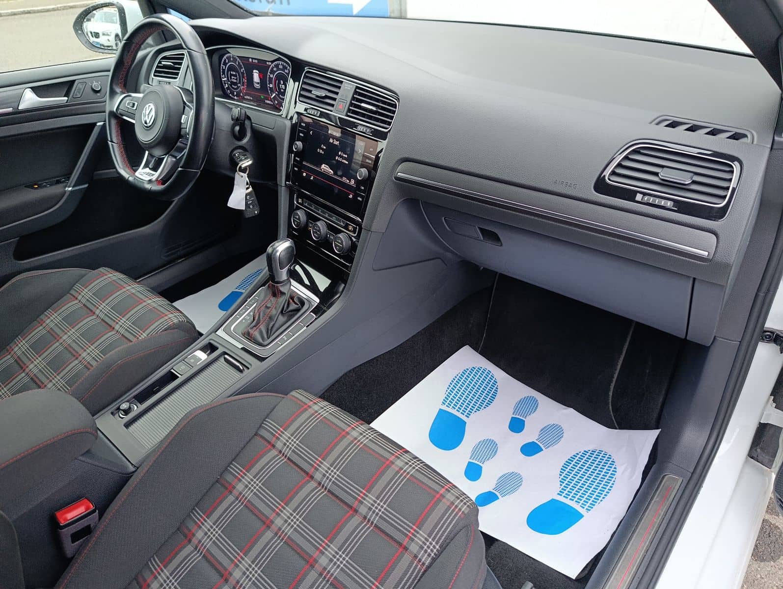 Volkswagen Golf VII Lim. GTI Performance LED PDC SHZ foto 12