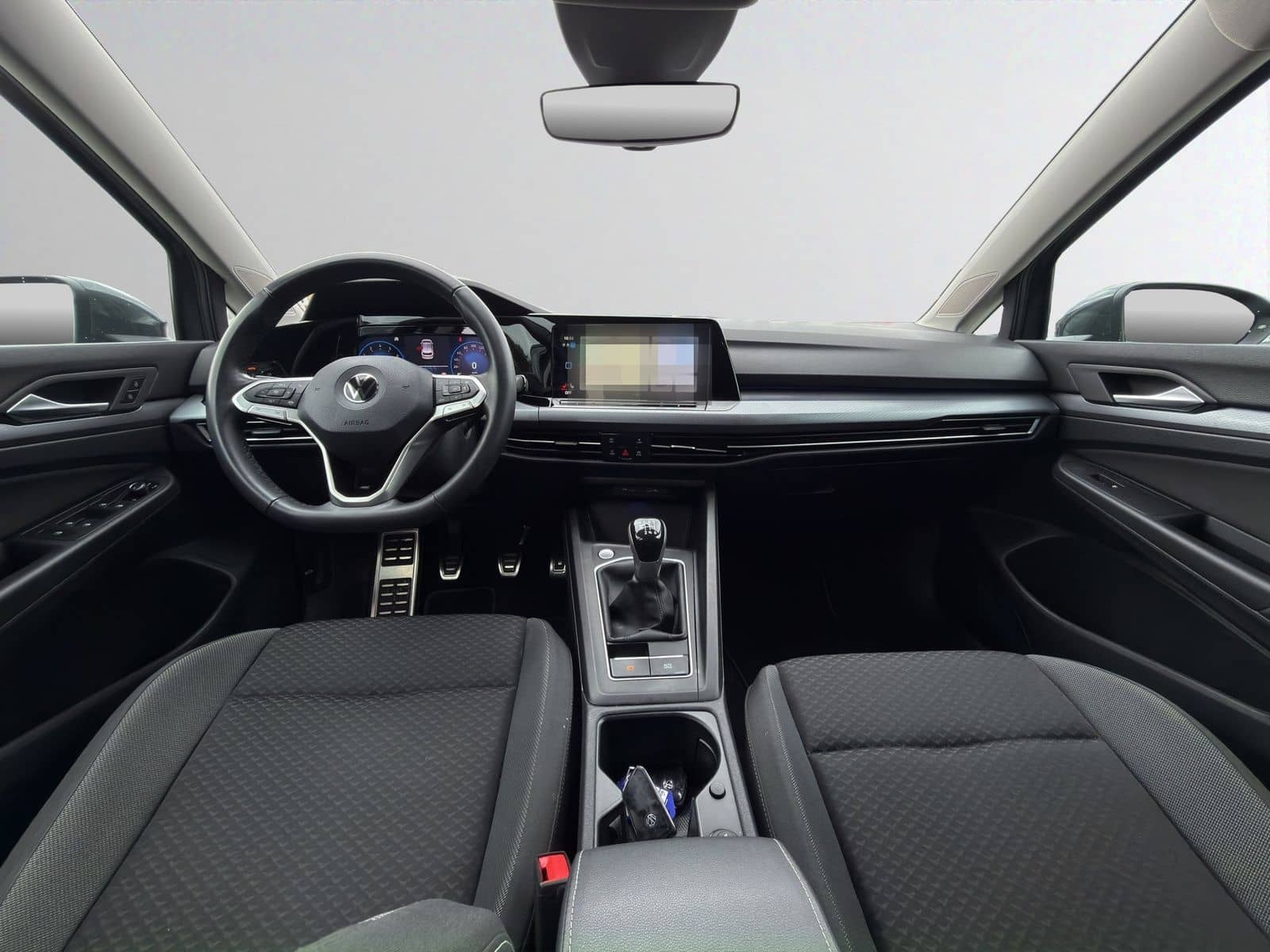 Volkswagen Golf 1.5 TSI Life Active AHK ACC Navi SHZ RFK 16 foto 14