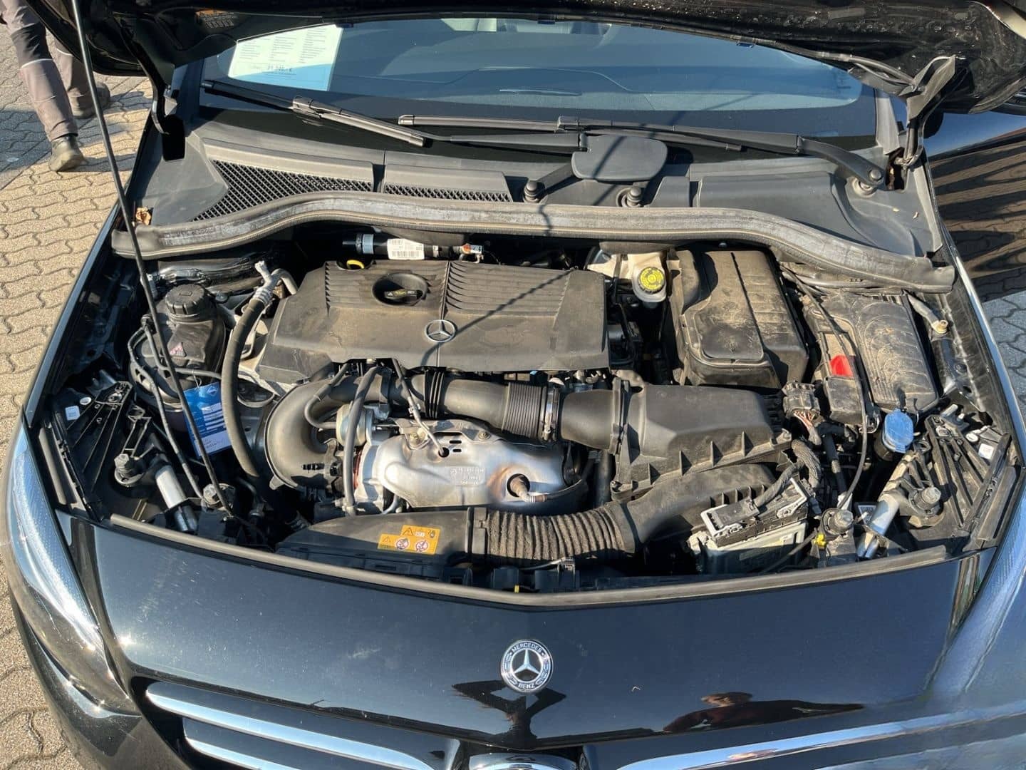 Mercedes-Benz B 250 URBAN 211 PS 4MATIC DCT LED KAMERA NAVI TE foto 8