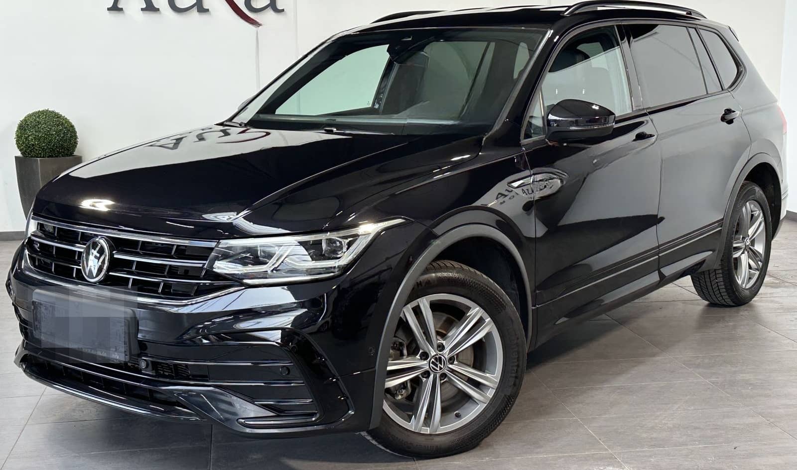 Volkswagen Tiguan Allspace 4M R-Line Black 7Sitzer AHK+360° foto 2