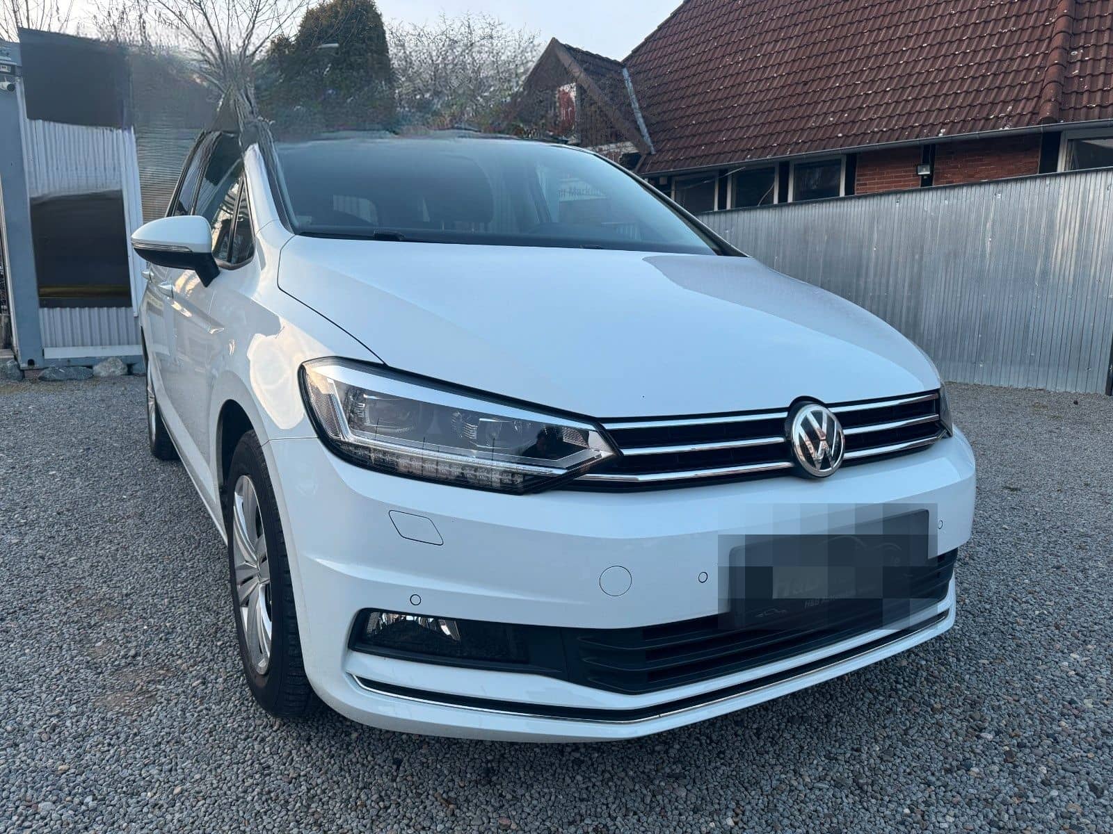 Volkswagen Touran 1.4 Sound*1.HAND*PANO*7 SITZER*ACC*DAB* foto 1