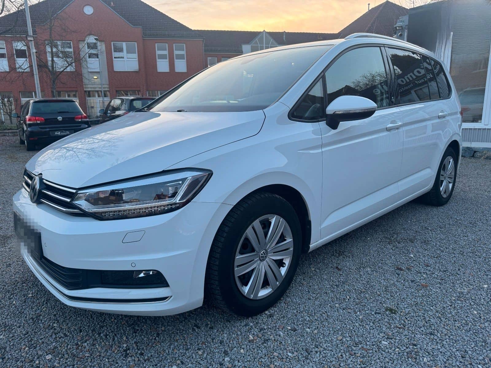 Volkswagen Touran 1.4 Sound*1.HAND*PANO*7 SITZER*ACC*DAB* foto 3