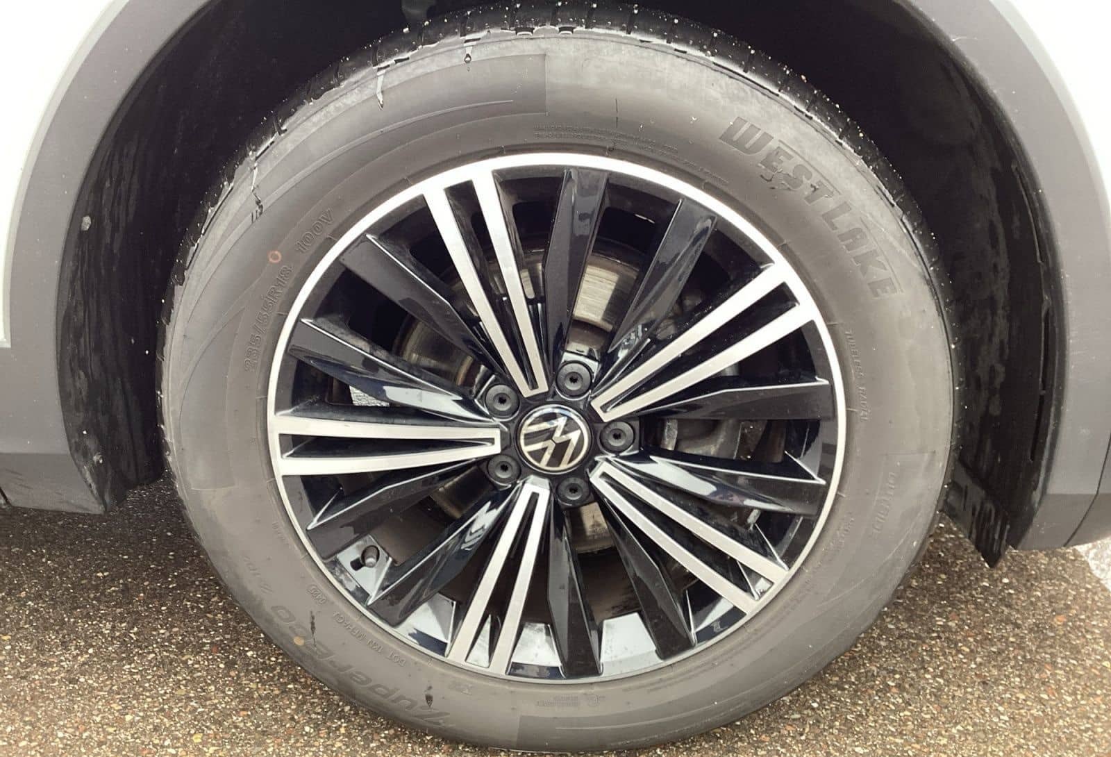 Volkswagen Tiguan 1.5TSI Life Navi LED AHK foto 15