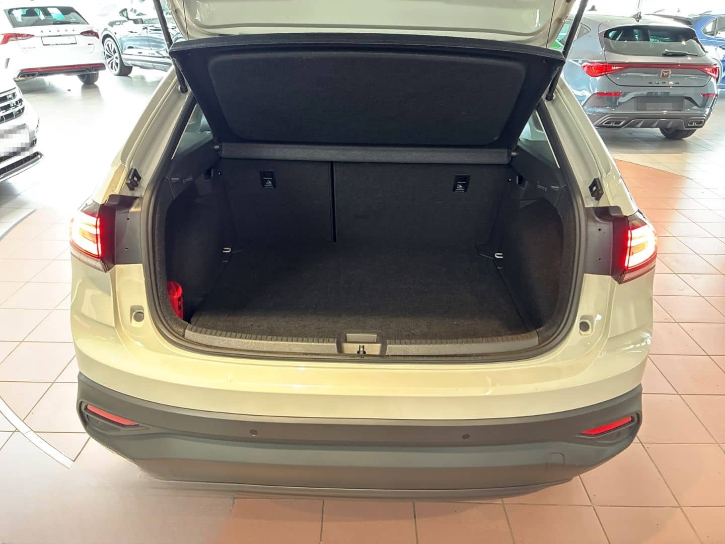 Volkswagen Taigo Life 1.0 TSI Digitales Cockpit LED DAB SHZ foto 9