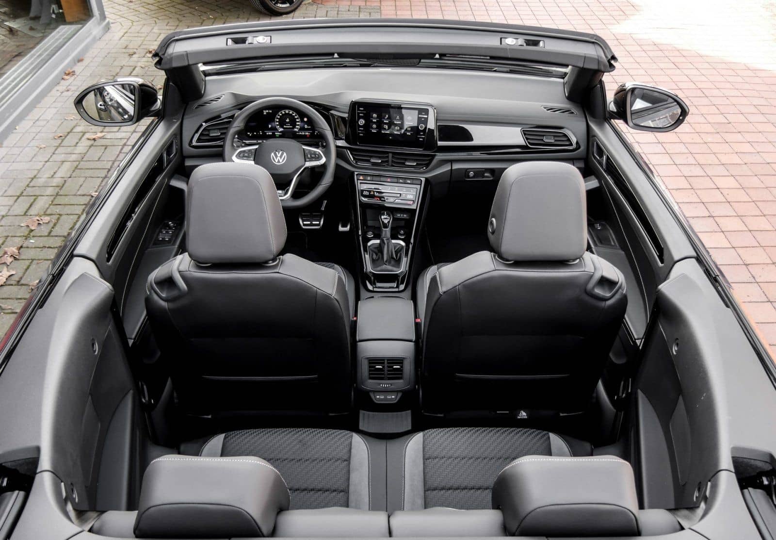 Volkswagen T-Roc Cabriolet R-Line 1.5 TSI DSG IQ.Light Navi foto 12