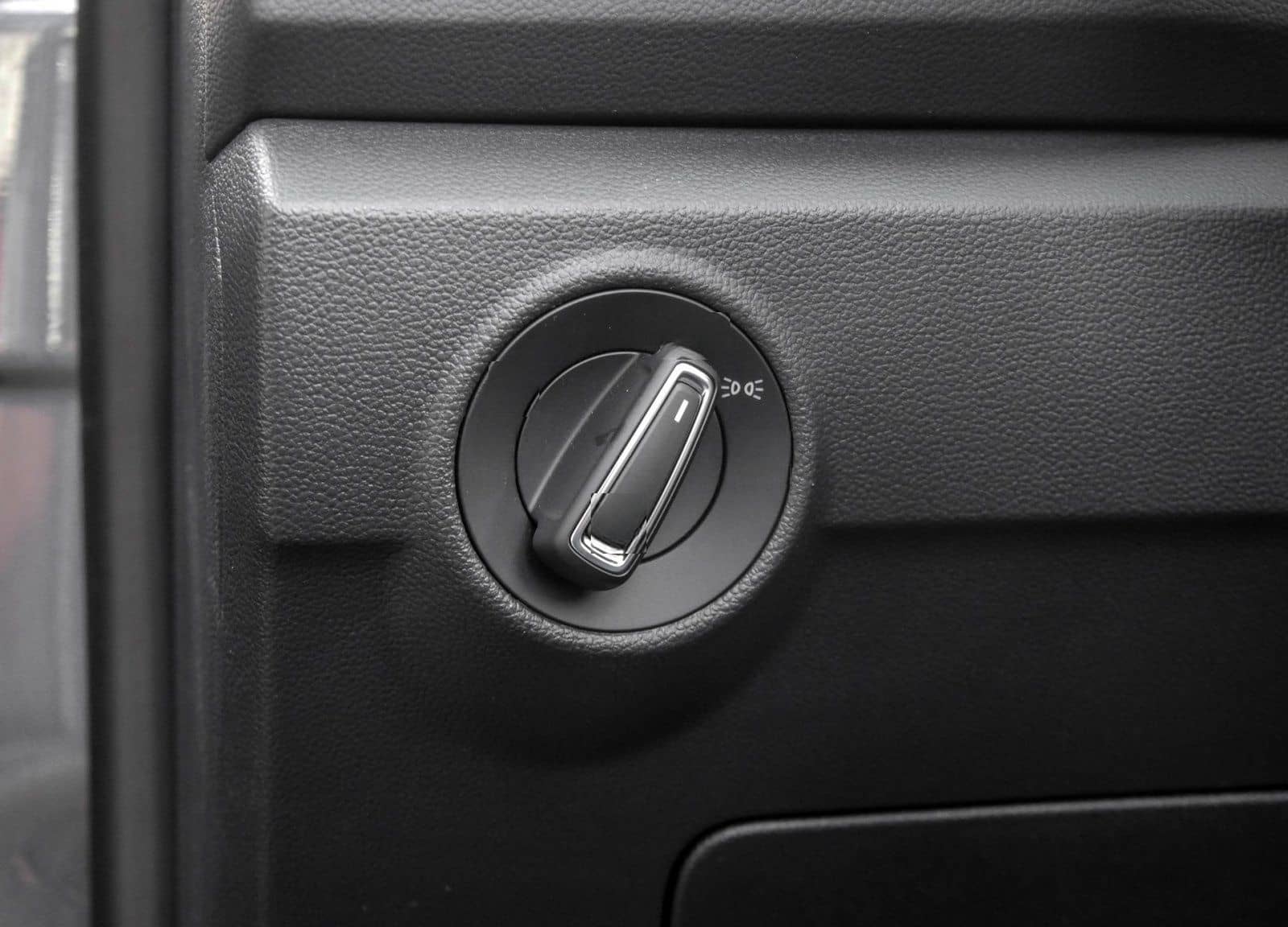 Volkswagen T-Roc Cabriolet R-Line 1.5 TSI DSG IQ.Light Navi foto 14