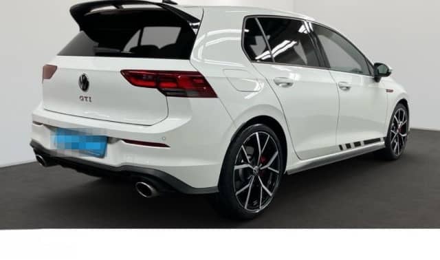 Volkswagen Golf GTI VIII 2.0 TSI DSG Clubsport LED CarPlay foto 4