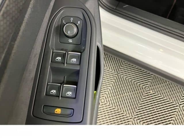 Volkswagen Golf GTI VIII 2.0 TSI DSG Clubsport LED CarPlay foto 10