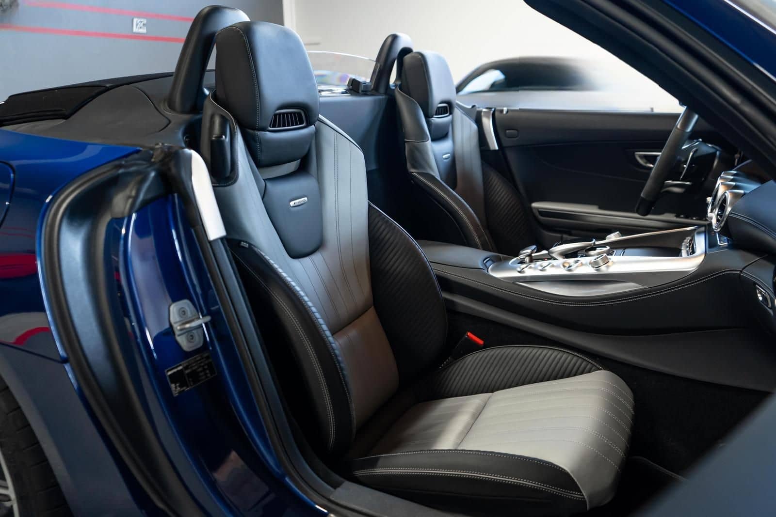 Mercedes-Benz AMG GT 4.0 V8 Airscarf Sportabgas BURMESTER foto 18