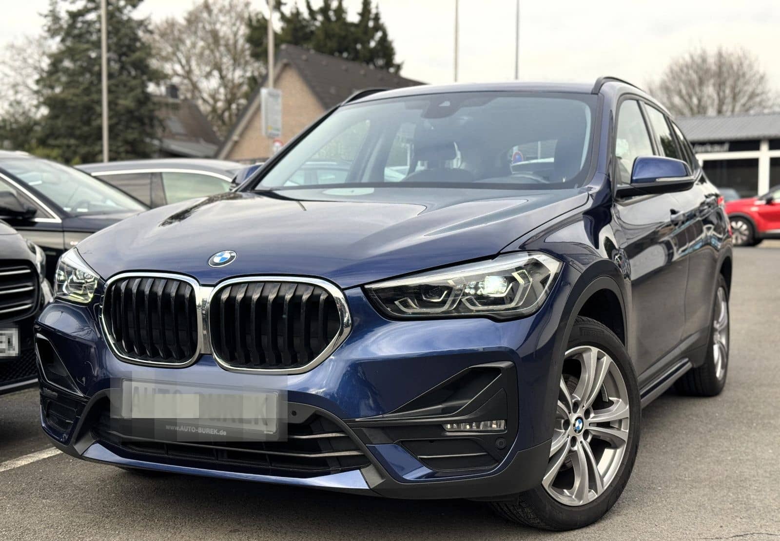 BMW X1 xDrive18d Sport Line Navi LED Leder AHK HiFi foto 1