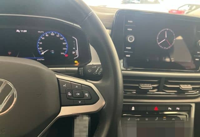 Volkswagen T-Roc Life Digitales Cockpit LED Apple CarPlay A foto 20