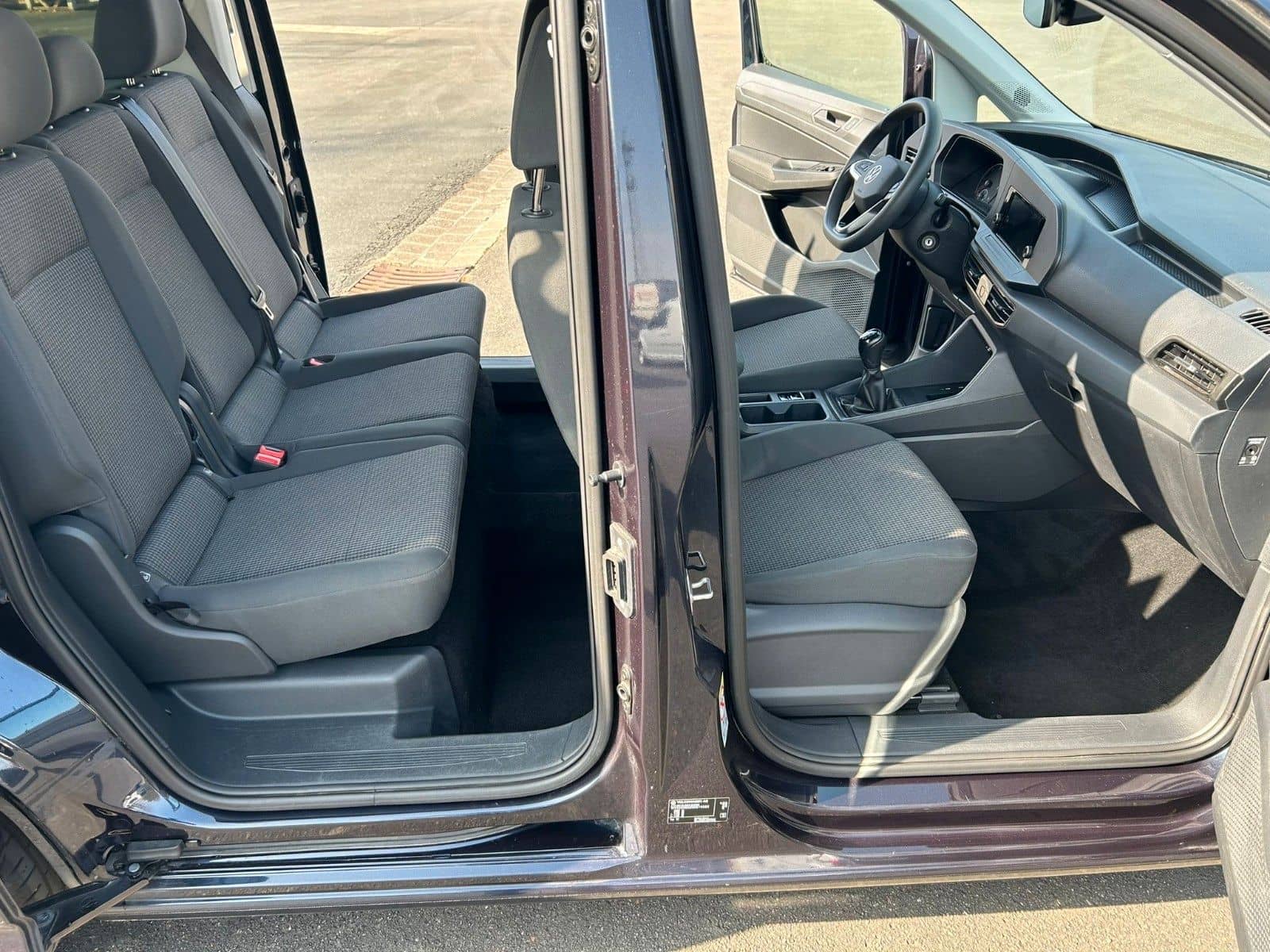 Volkswagen Caddy Basis foto 11