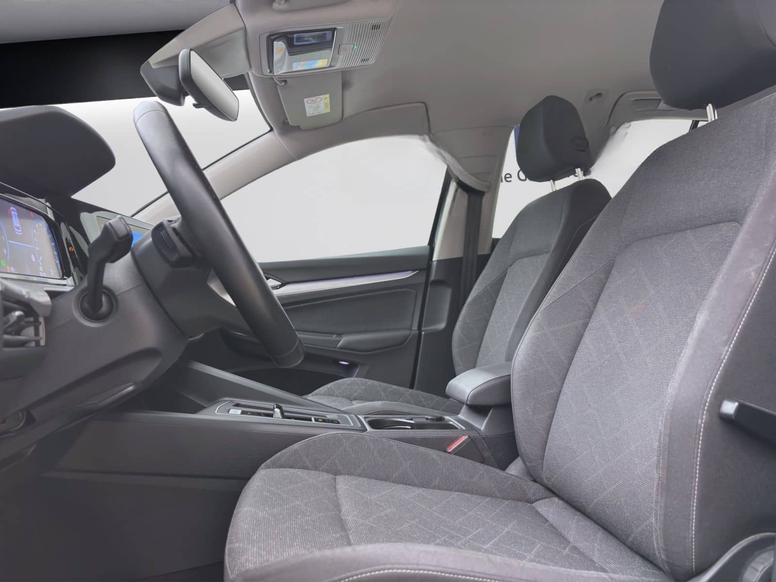 Volkswagen Golf Variant 1.5 eTSI DSG LIFE AHK NAVI PDC SITZ foto 9