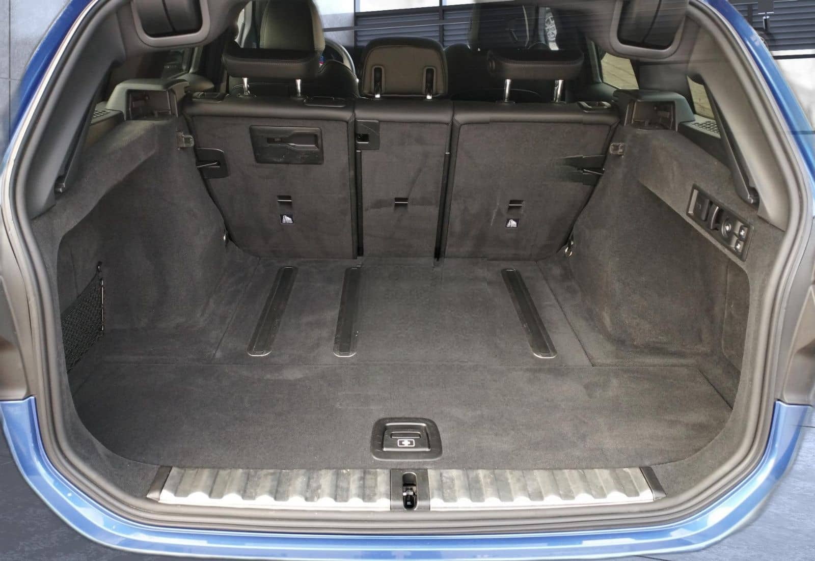 BMW 320 d xDrive Touring* M Sport*AHK*Standheizung foto 11