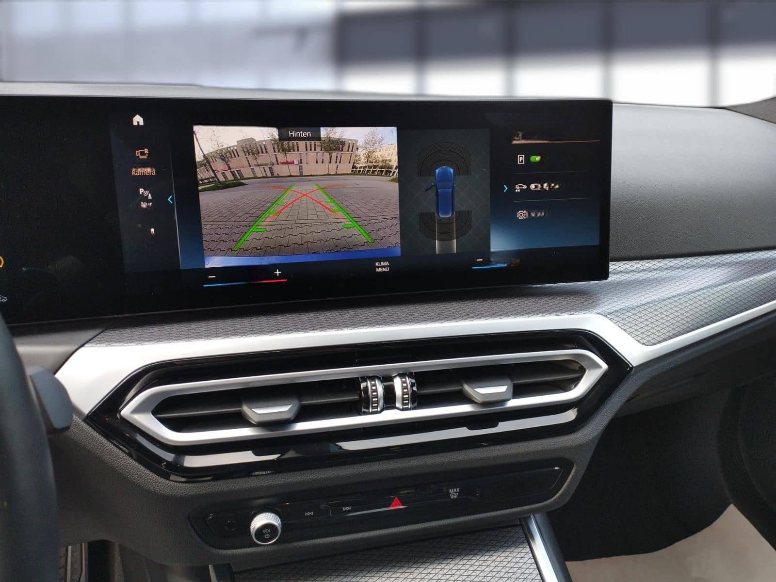 BMW 320 d xDrive Touring* M Sport*AHK*Standheizung foto 9