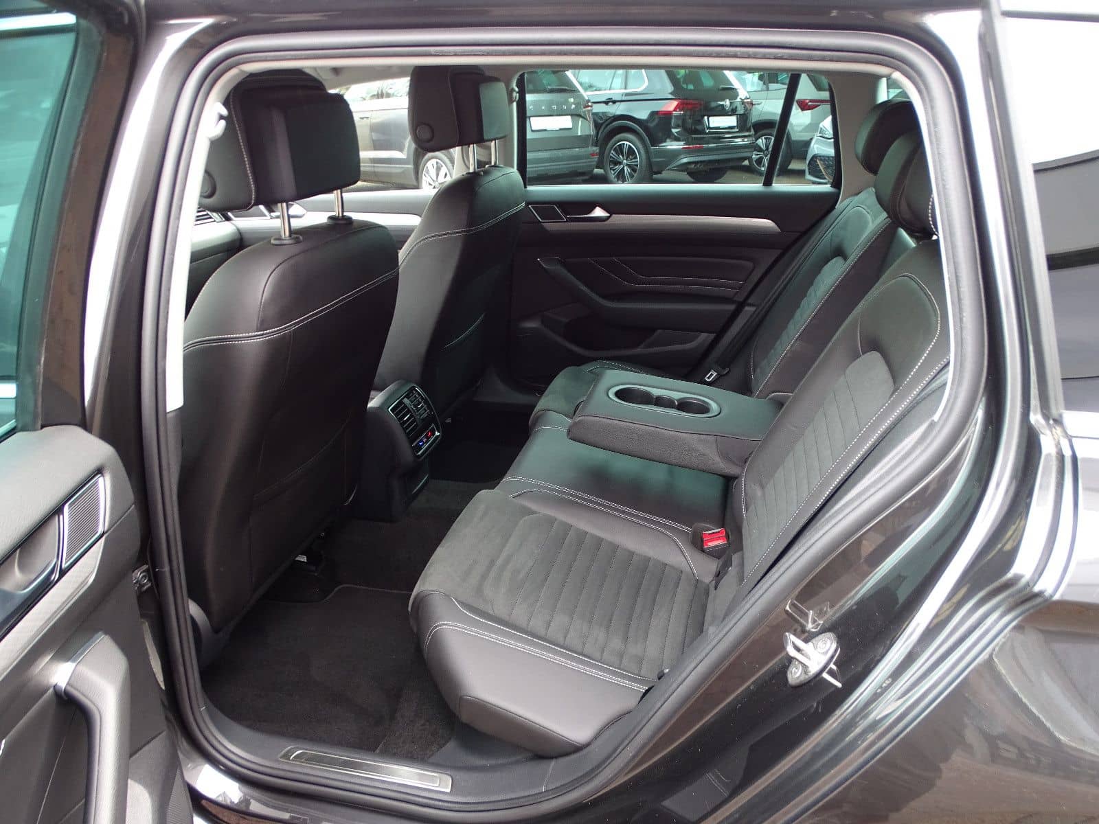 Volkswagen Passat Variant GTE "AHK/RFK/Navi/LED/ACC/SHZ" foto 9