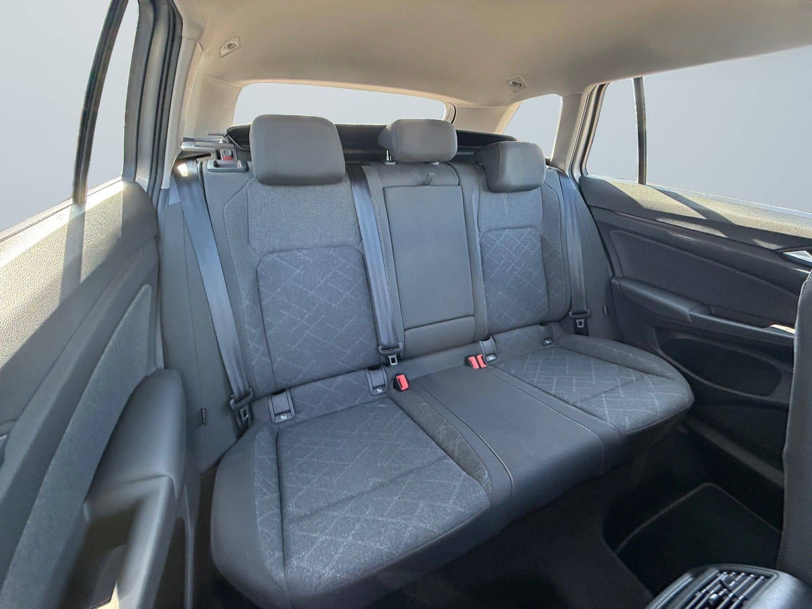 Volkswagen Golf VIII Variant Life 2.0 TDI Parklenkassistent foto 11