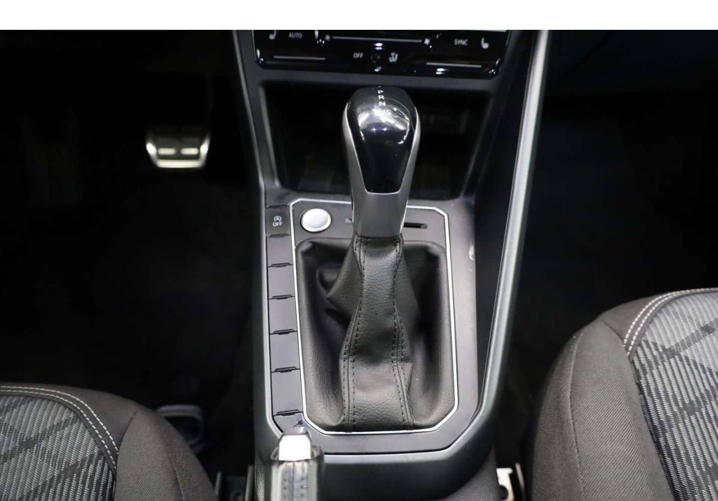 Volkswagen Taigo 1.0 TSI R-Line DSG NAV/DAB+/Matrix/AHK foto 13