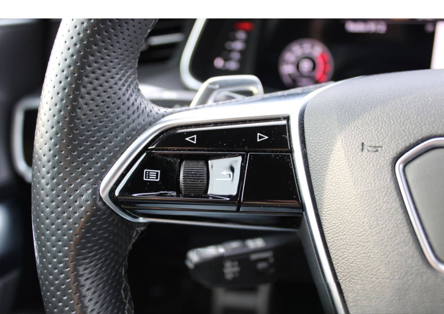 Audi RS6 4.0 TFSI quattro Laser Pano Air Suspension B foto 16