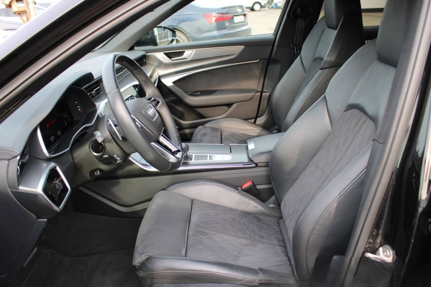 Audi RS6 4.0 TFSI quattro Laser Pano Air Suspension B foto 10