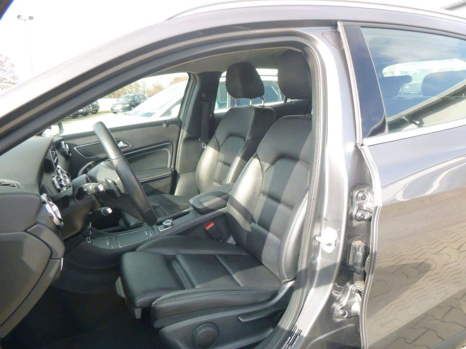 Mercedes-Benz GLA 200  >AUT/AHK/NAV/KAM/LED-Licht/LEDER< foto 10