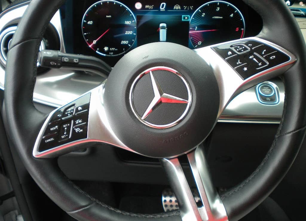 Mercedes-Benz V 300 EXCLUSIVE AMG 4x4 MBUX*Pano*Sound*AIR*AHK foto 13