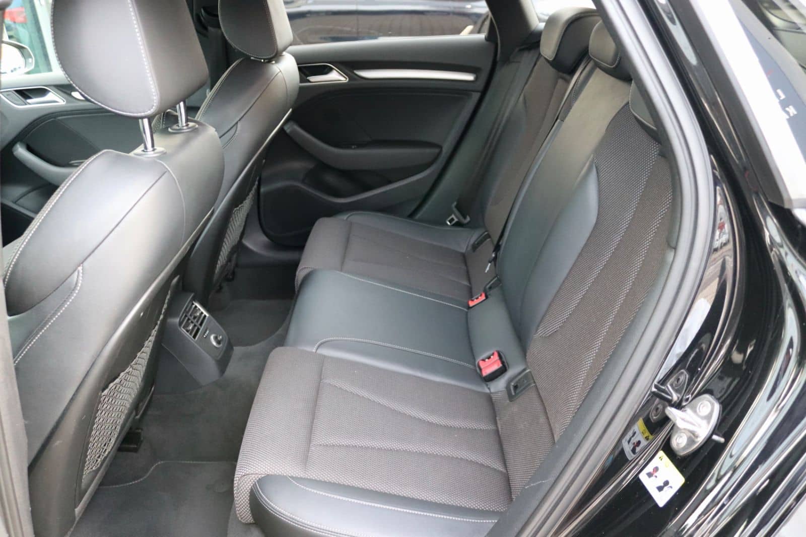 Audi A3 Sportback 35 TDI S-Line DSP Kamera exclusive foto 12