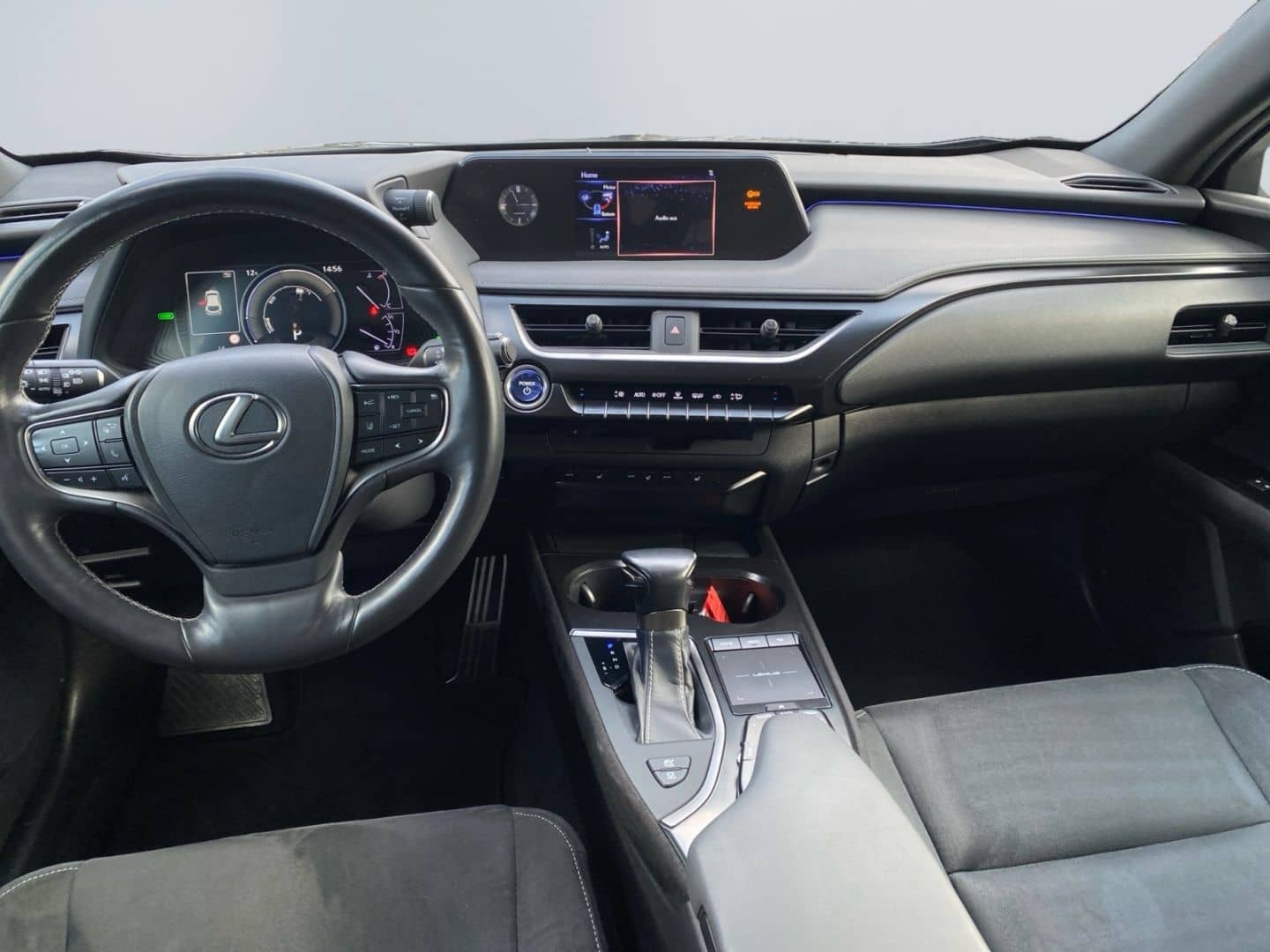 Lexus UX 250h Launch Edition *Bi-LED*ACC*CAM*SHZ*Navi* foto 12