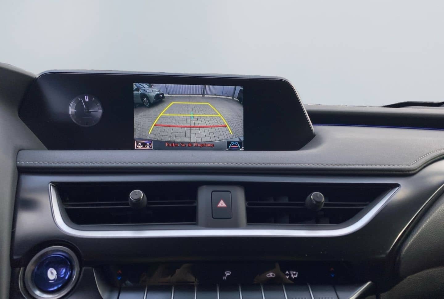 Lexus UX 250h Launch Edition *Bi-LED*ACC*CAM*SHZ*Navi* foto 16