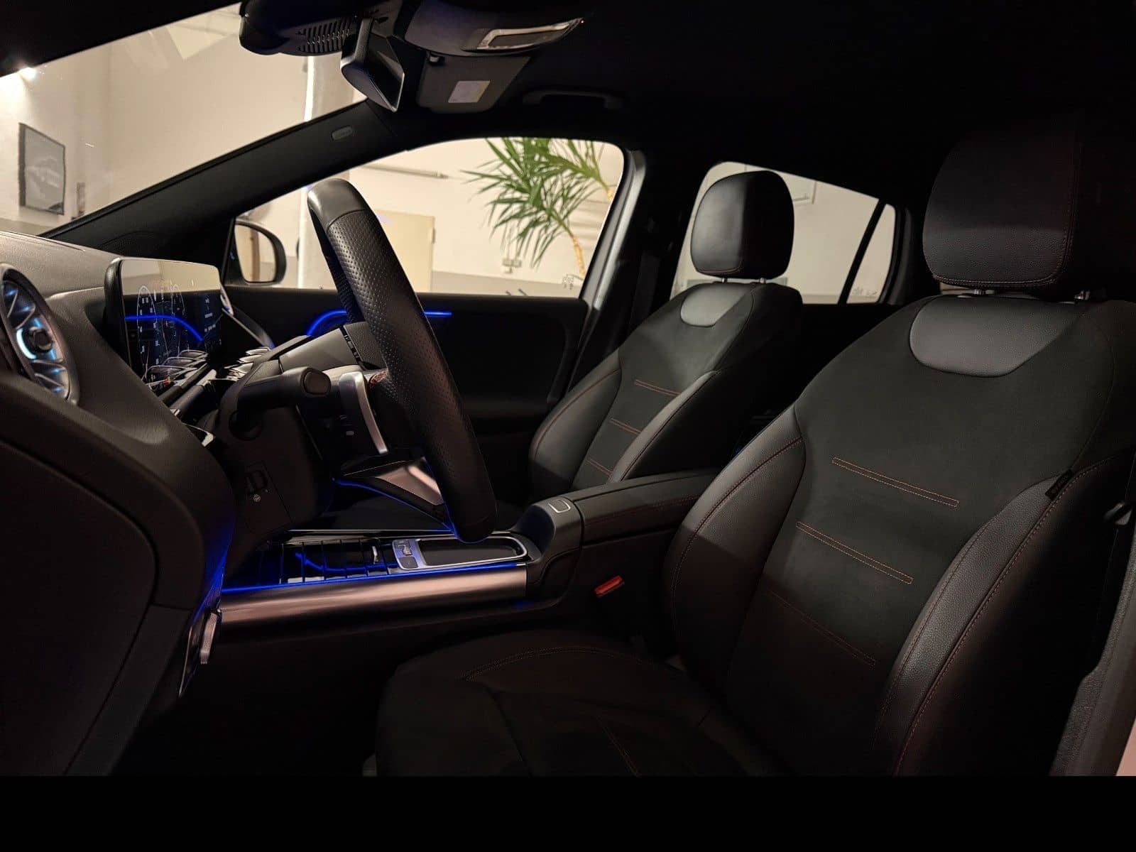 Mercedes-Benz GLA 180 AMG*Night*Distronic*Tot*AHK*MultiLED*360 foto 19