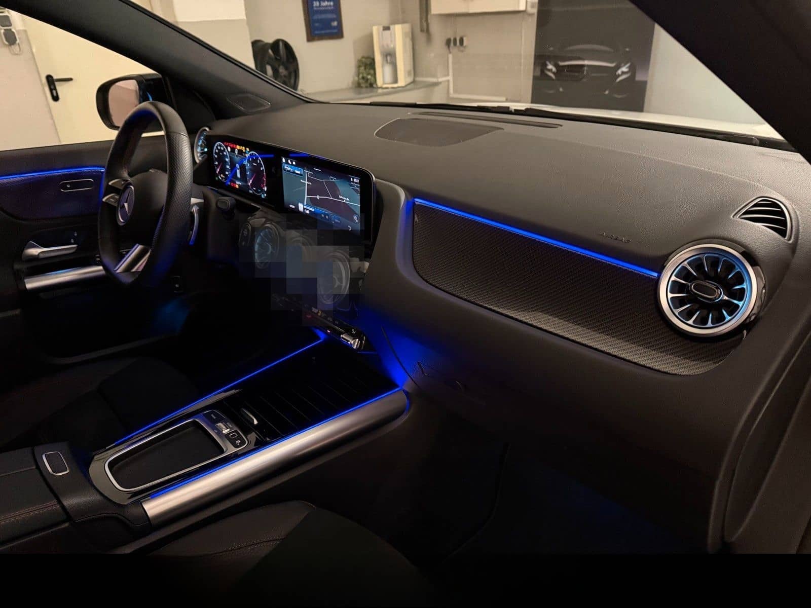 Mercedes-Benz GLA 180 AMG*Night*Distronic*Tot*AHK*MultiLED*360 foto 24