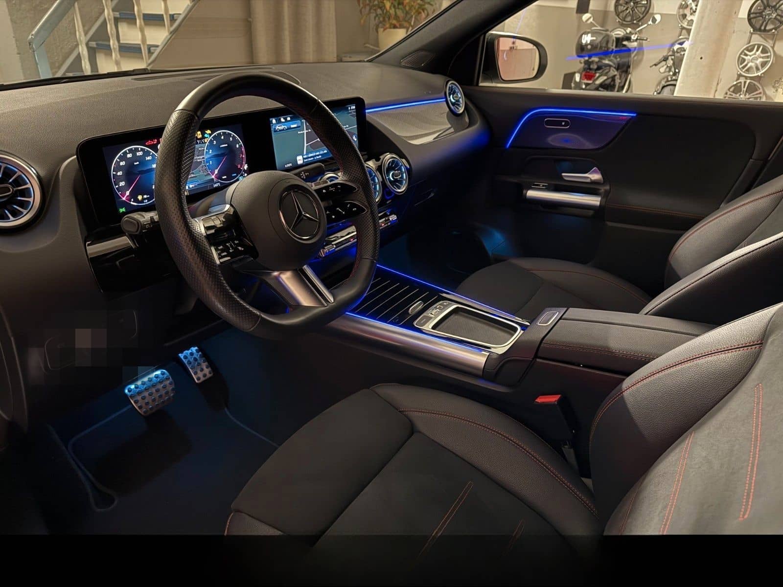 Mercedes-Benz GLA 180 AMG*Night*Distronic*Tot*AHK*MultiLED*360 foto 4