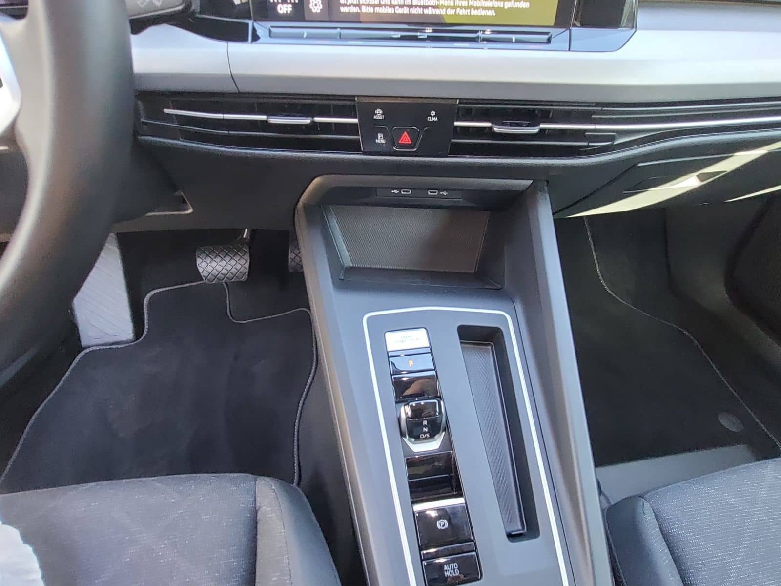 Volkswagen Golf 1.0 eTSI OPF DSG Life ACC SHZ GRA foto 14