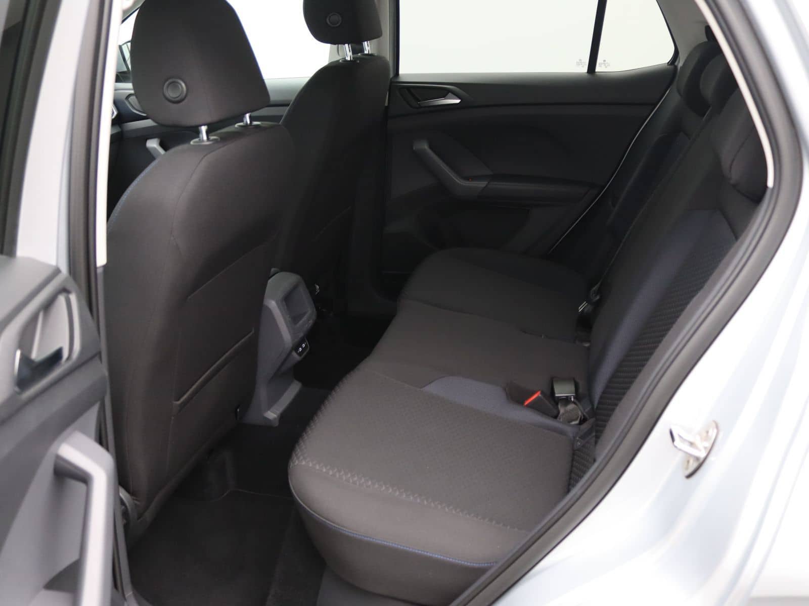 Volkswagen T-Cross United 1.5 TSI DSG / Navi, App, RFK, LED foto 11