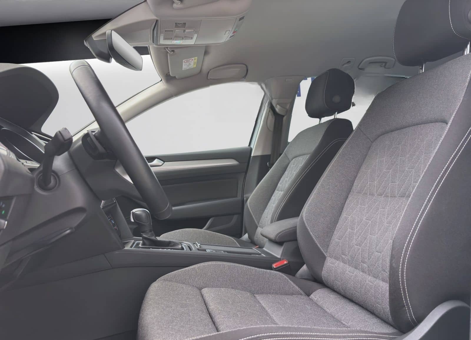 Volkswagen Passat Variant 2.0 TDI DSG BUSINESS AHK KAMERA N foto 9