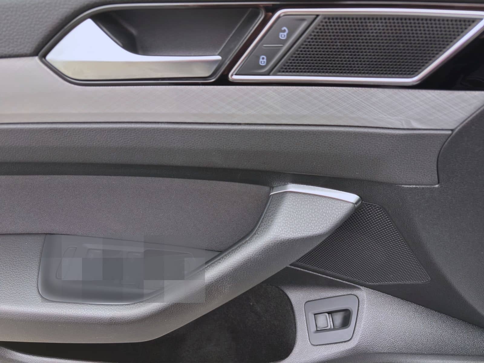 Volkswagen Passat Variant 2.0 TDI DSG BUSINESS AHK KAMERA N foto 10