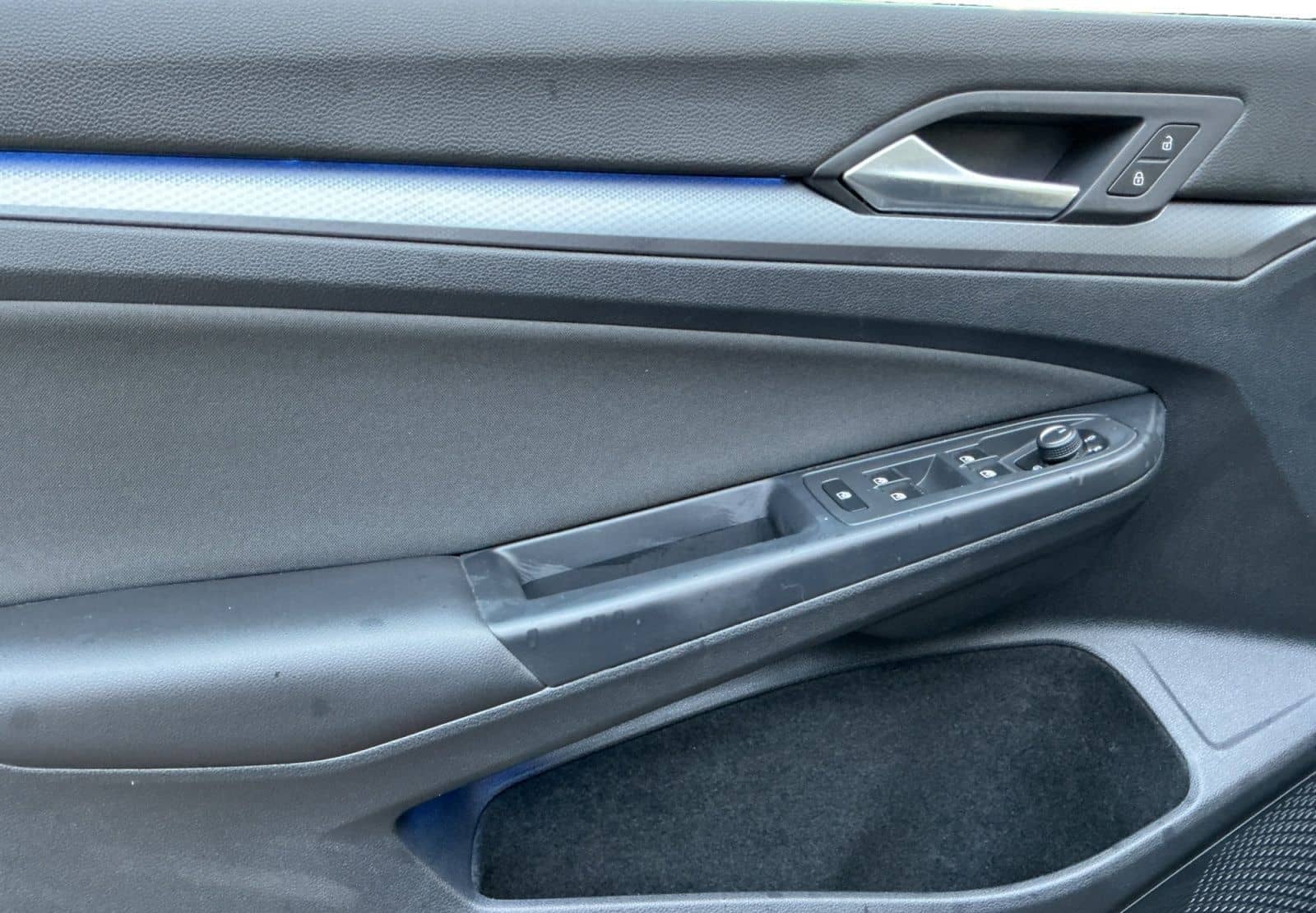 Volkswagen Golf VIII 1.5 TSI ACTIVE LEDplus+NAVI+STDHZG+HuD foto 15