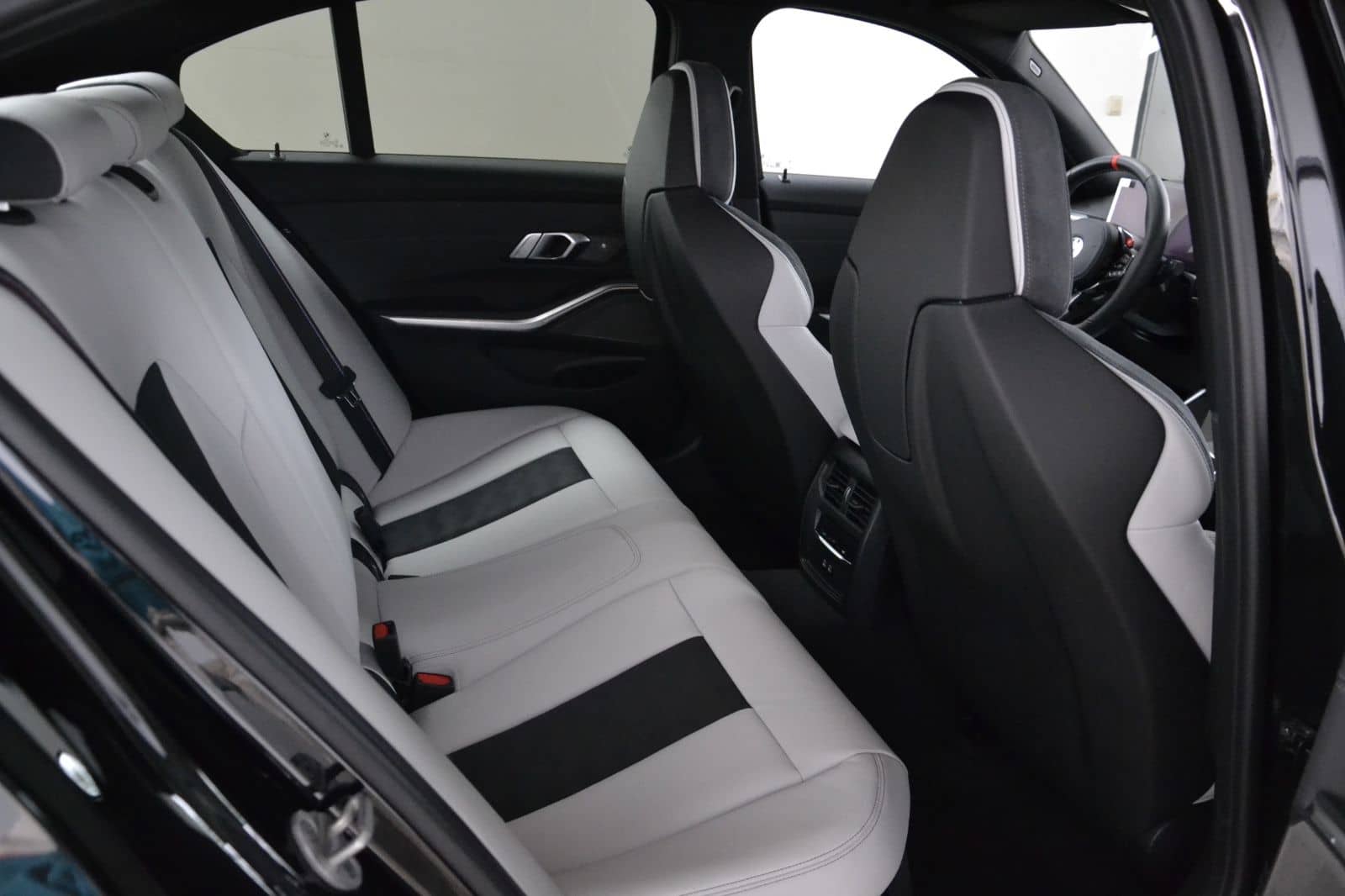 BMW M3 Lim xDrive Comp M DRIVE 360 DR.ASS.PR HK foto 25