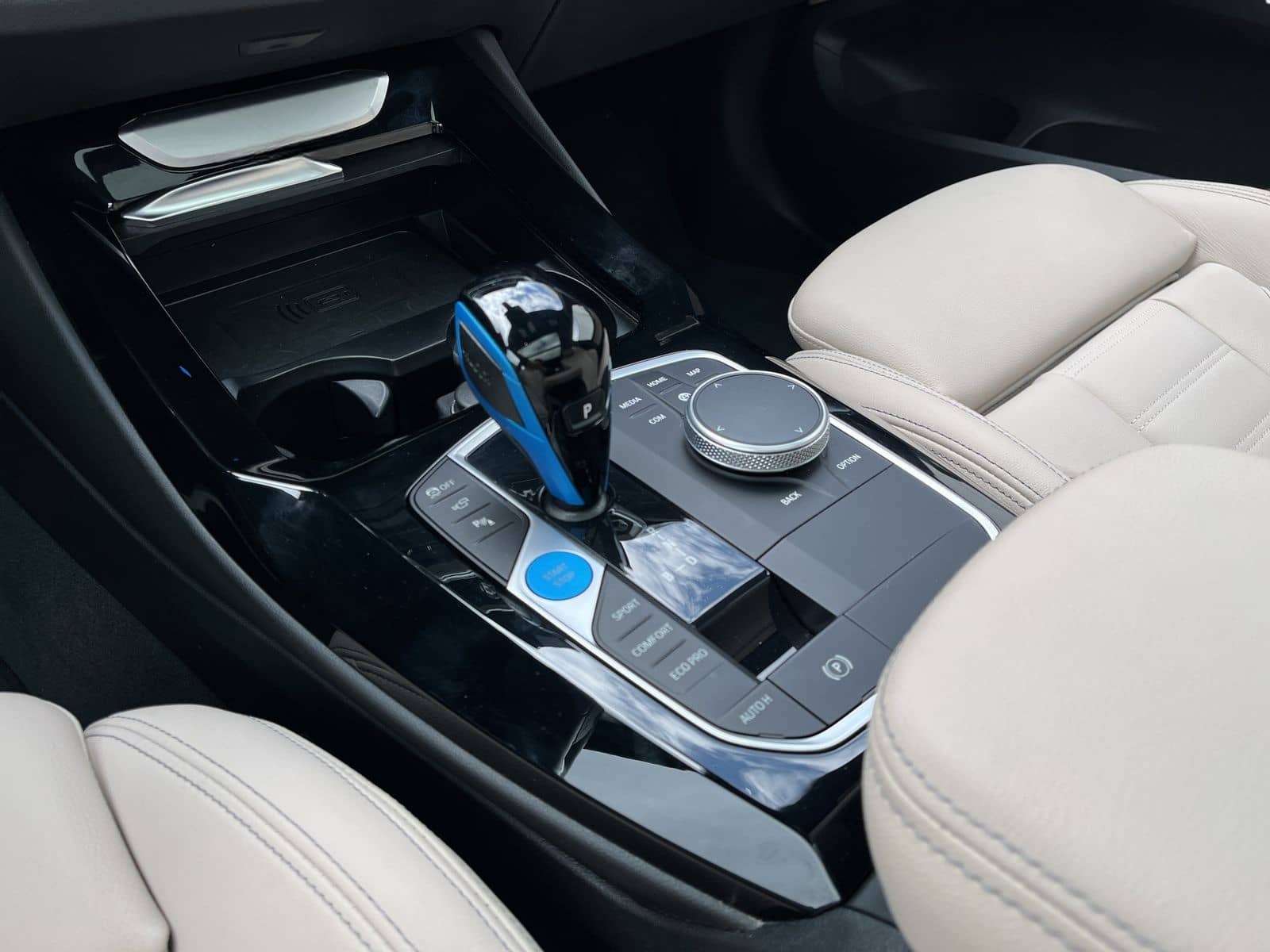 BMW iX3 M SPORT Gestiksteuerung Head-Up HK HiFi DAB foto 14