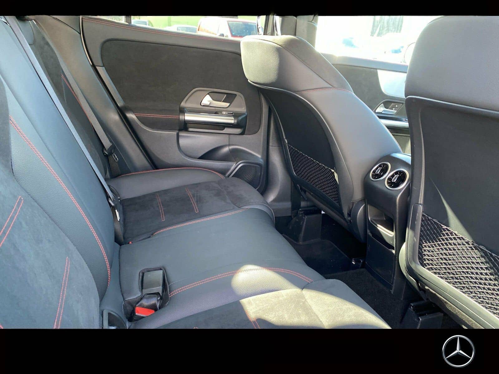 Mercedes-Benz GLA 200 4MATIC AMG-LINE*NAVI*DISTRONIC*LEDNavi foto 14