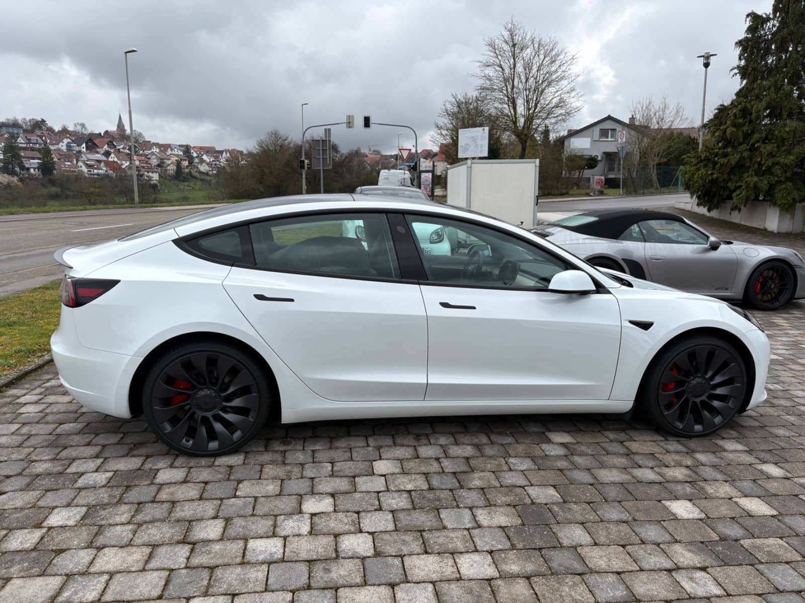 Tesla Model 3 Performance Dual AWD foto 2