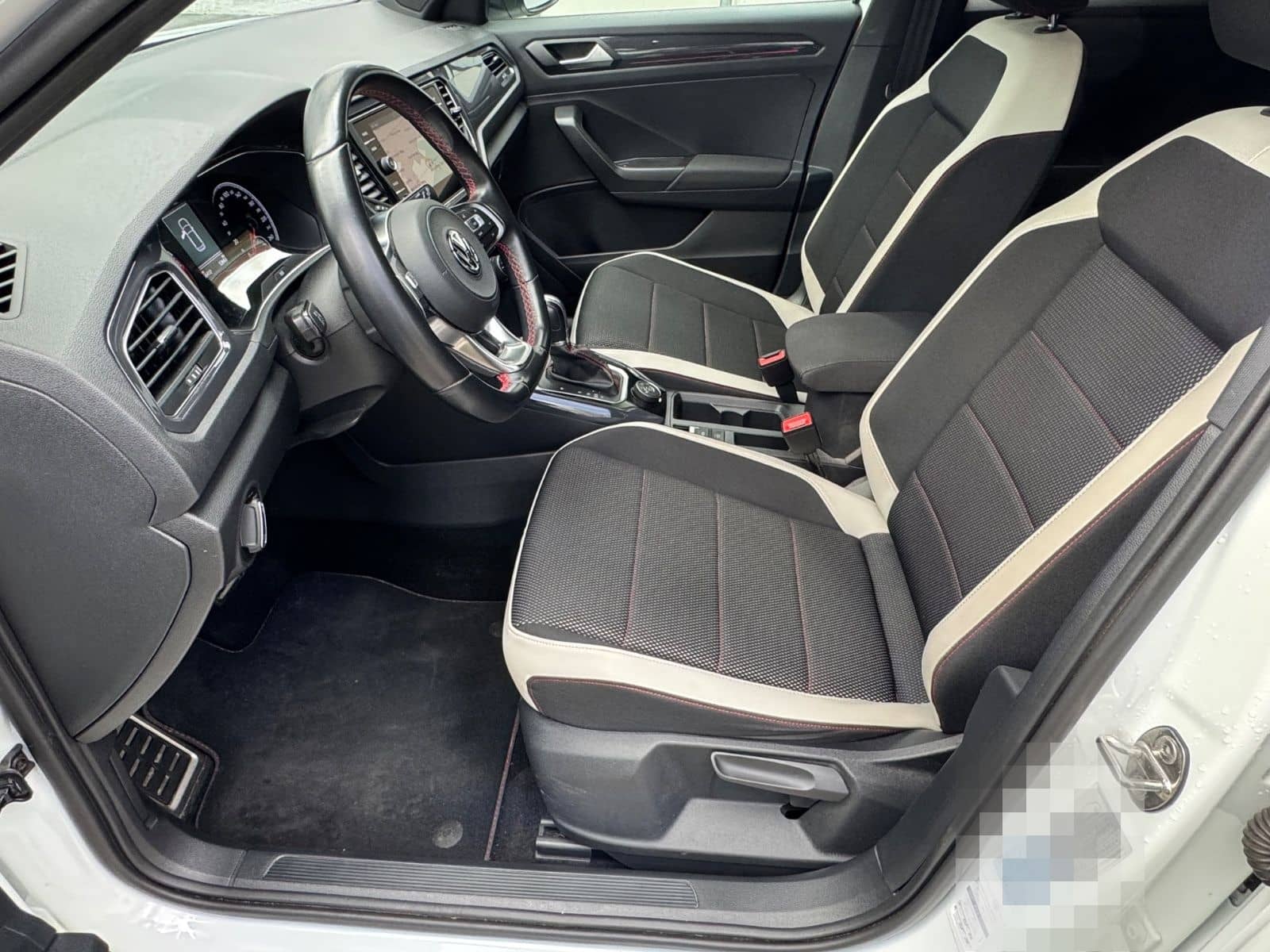 Volkswagen T-Roc Sport 4Motion 2.0TSI DSG 190PS/AHK/Nav/ACC foto 17