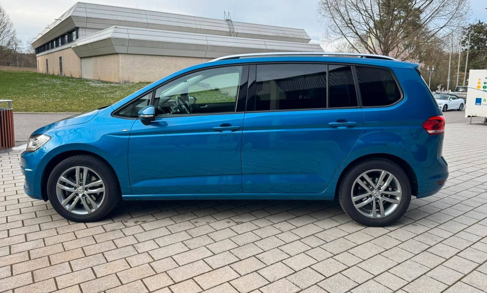 Volkswagen Touran Join1.5 TSI LED/AUT/NAV/SHZ/ACC/AHK/PANO/ foto 4