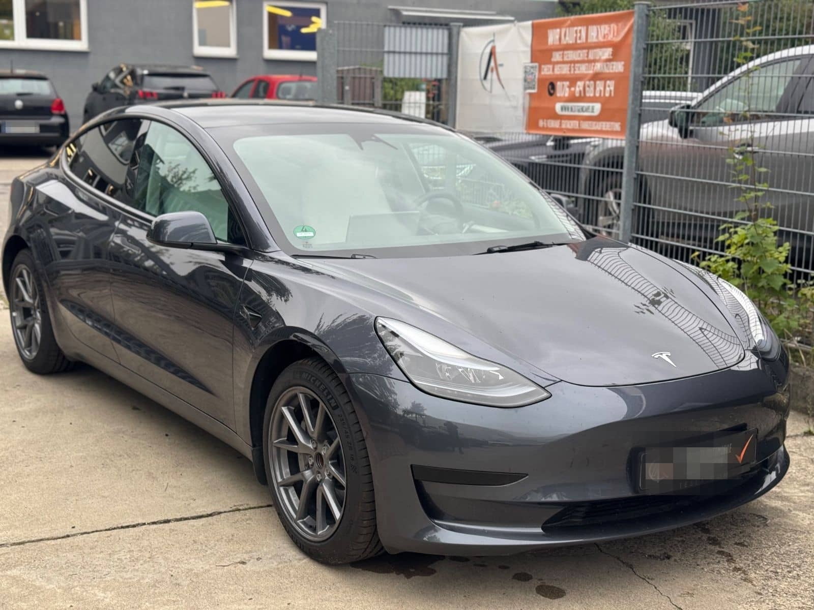 Tesla Model 3 Basis RWD*LEDER*KAMERA*1.HAND*SHZ*LED* foto 1