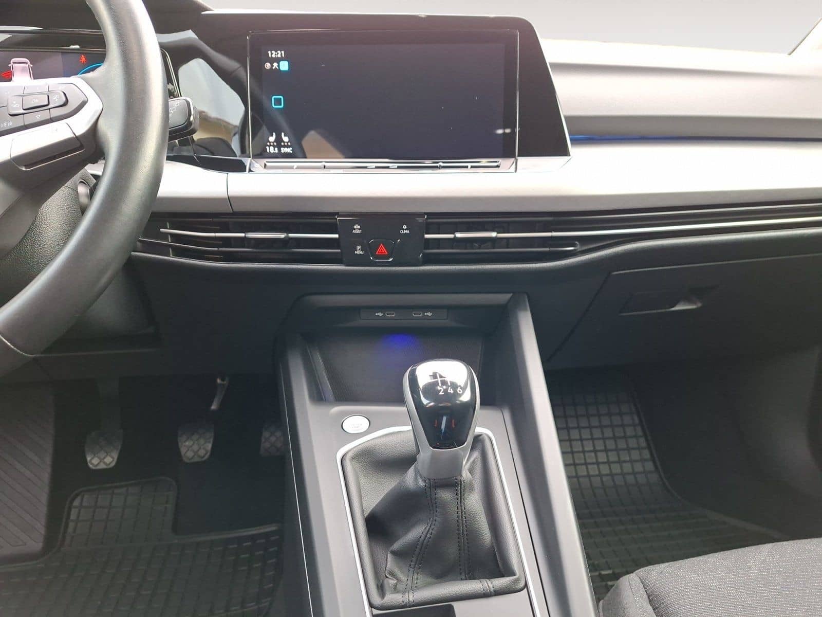 Volkswagen Golf VIII 1.5 TSI Life Akustikglas DynLicht LED foto 10