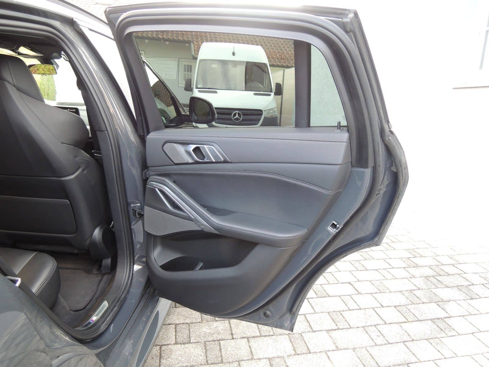 BMW X6 xDrive 40 d M Sport Panoramadach AHK schwenkb foto 16