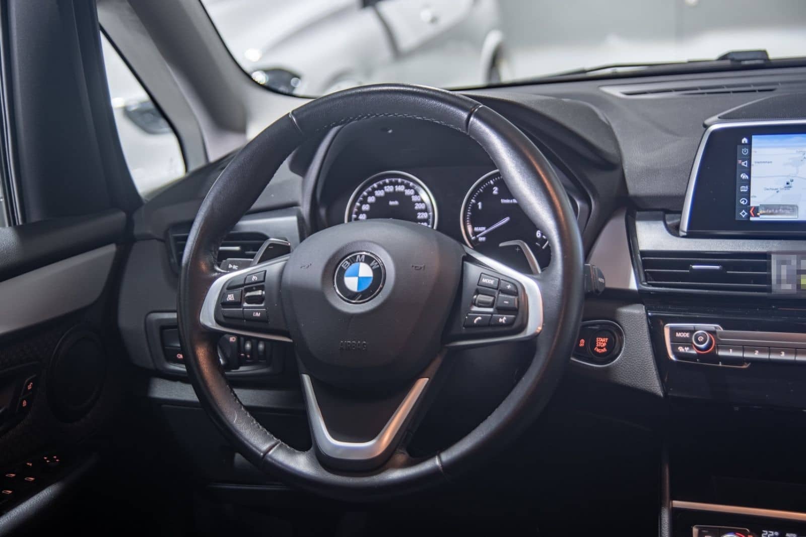 BMW 218d Gran Tourer xDrive AHK/Kamera/HiFi/DrivAsst foto 15